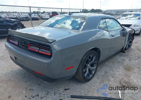 2018 Dodge Challenger R/T Plus z USA, uszkodzony, nr VIN 2C3CDZBT9JH128350